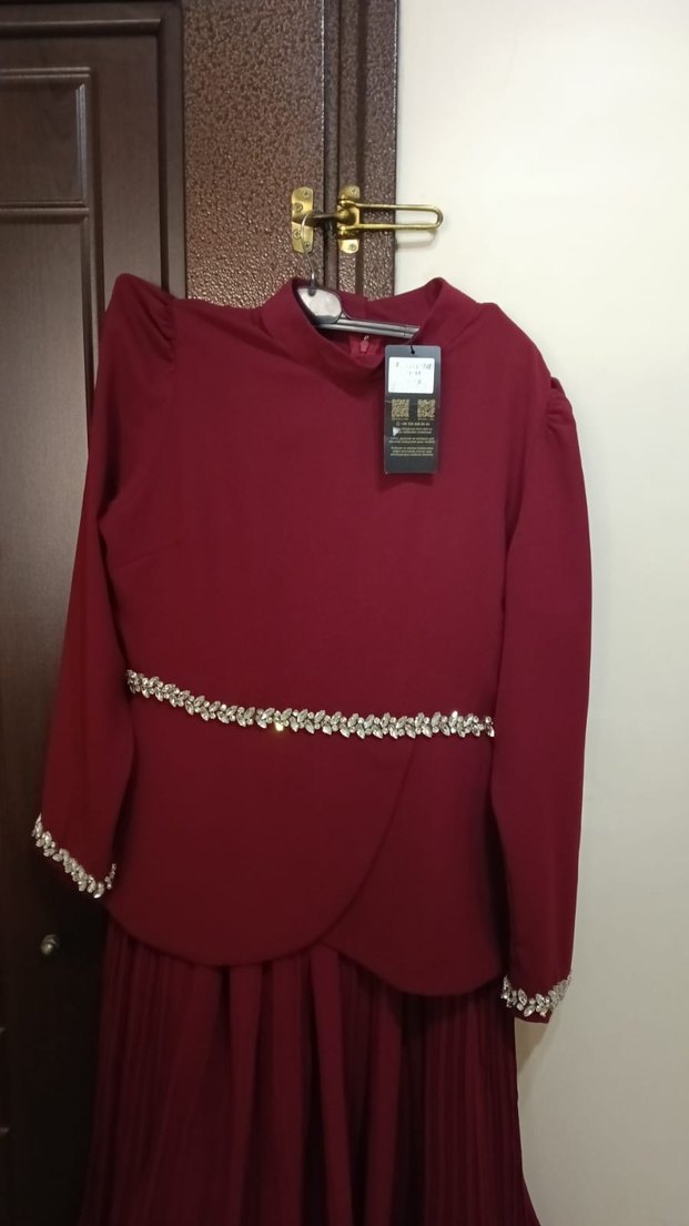 Bordo Uzun Pilili Kadın Abiye SIFIR - Görsel 2