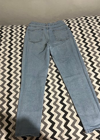 Rahat Kesim, Bağcıklı, Yırtık Detaylı Mavi Kot Pantolon - Görsel 2