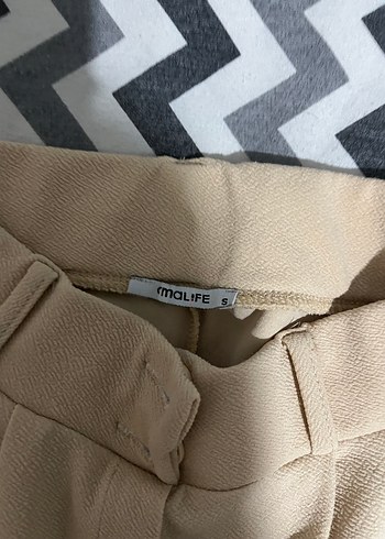 Bej Beli Kemerli Kadın Kumaş Pantolon - Görsel 2