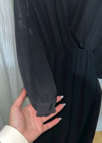 Uzun Siyah V Yaka Drapeli Kadın Elbise - Görsel 3