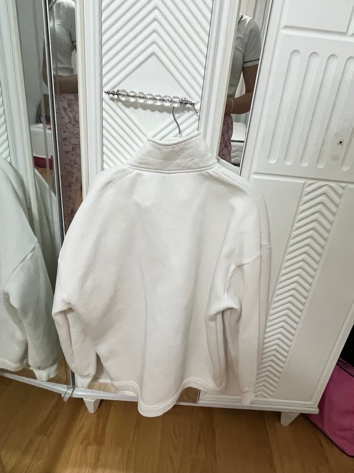 Kadın Beyaz  Yüksek Yakalı Sweatshirt - Görsel 2