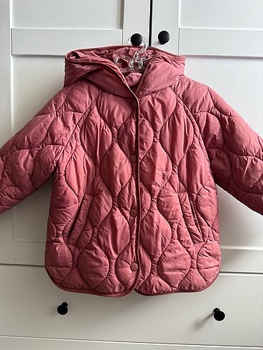 Zara Zara Kapitone Mont