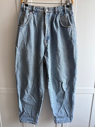 Zara Zara Slouchy Jean