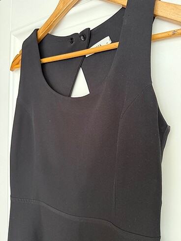 Batik Sırtı Açık Kiloş Elbise - Görsel 3