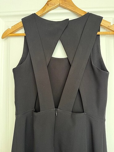 Batik Sırtı Açık Kiloş Elbise - Görsel 6