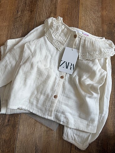 24-36 Ay Beden Zara Bebe Yaka Dokulu Pijama Takımı