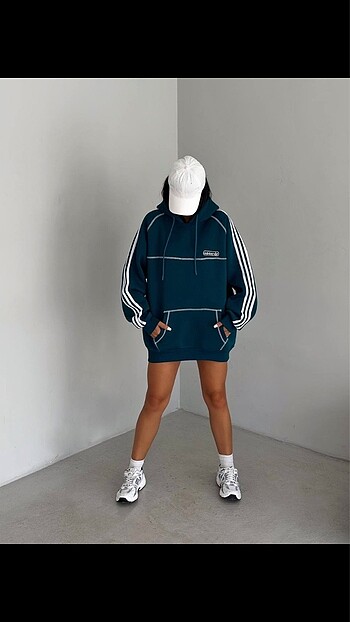 Adidas Oversize Sweatshirt