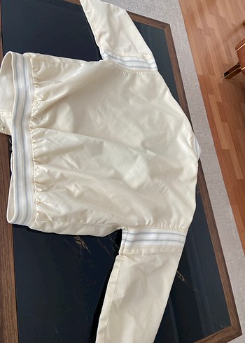 Bershka Beyaz Pamuklu Düğmeli Midi Kadın Ceket