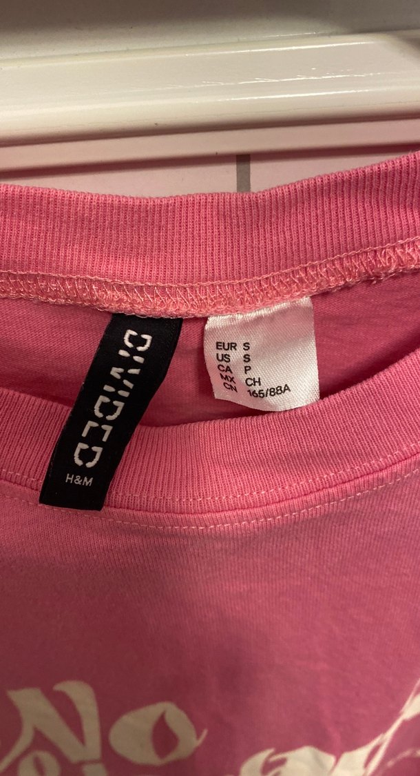 Pembe Kısa Kollu Rahat Kesim Tişört - Görsel 3