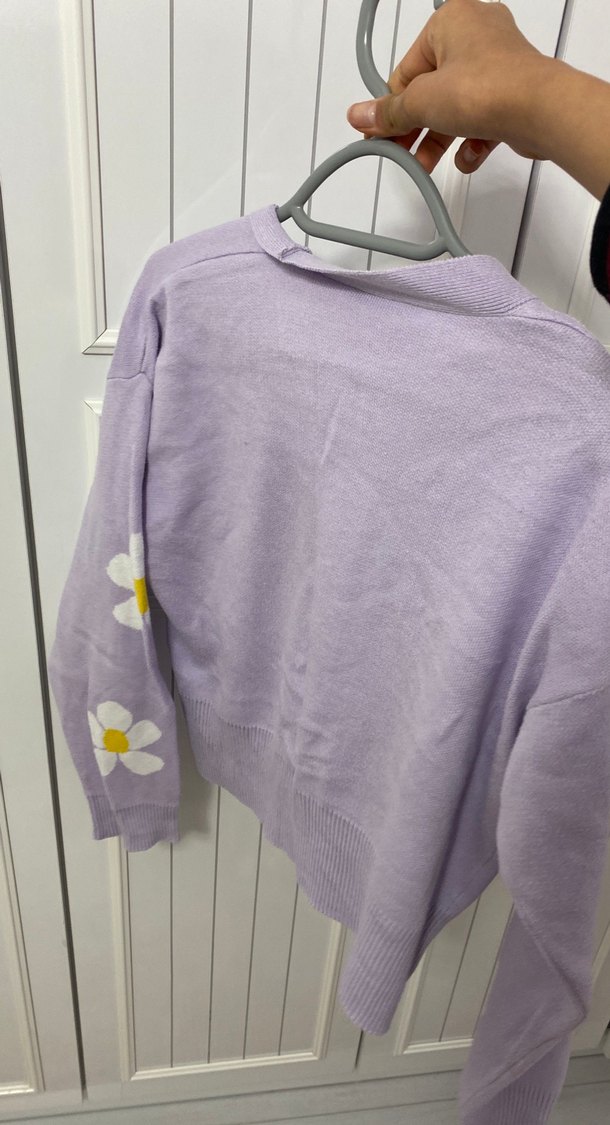 Pastel Mor Çiçek Desenli Düğmeli Hırka - Görsel 3