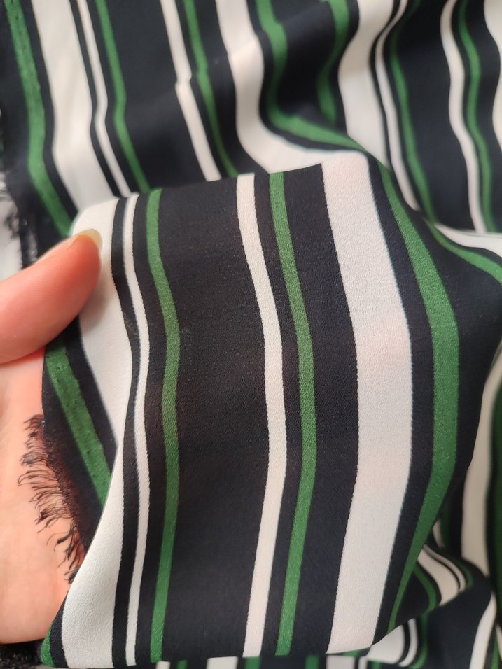 Çizgili şifon 2m parça kumaş - Görsel 2