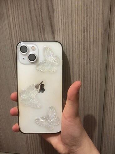 iPhone 13 BERSHKA telefon kılıfı