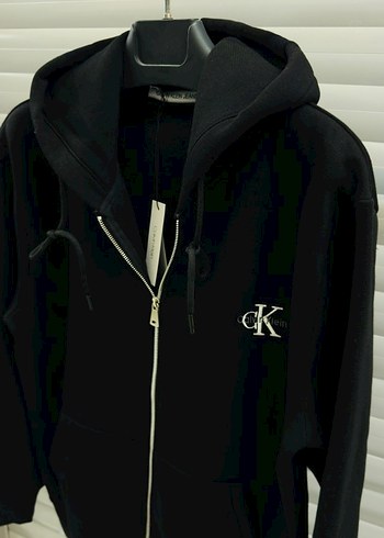 Dik Yaka Siyah Fermuarlı Erkek Sweatshirt