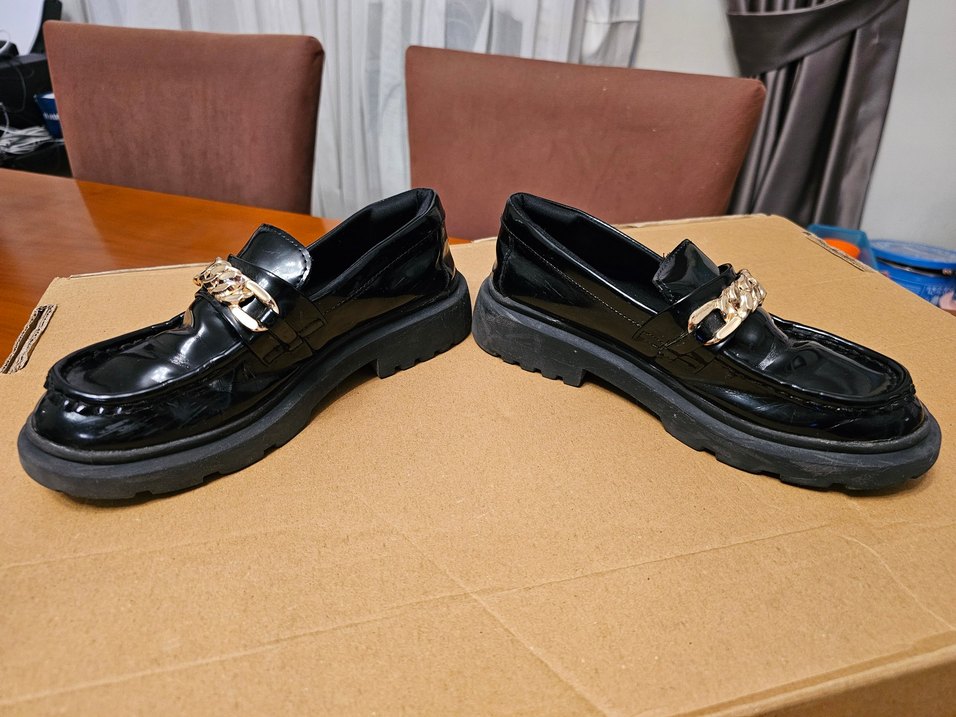 Zara kız çocuk rugan makosen ayakkabı - Görsel 5