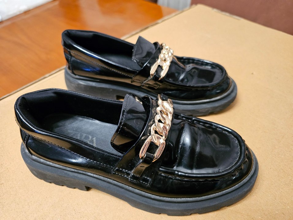 Zara kız çocuk rugan makosen ayakkabı - Görsel 4