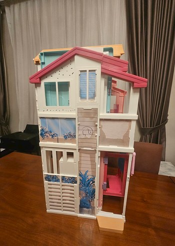 Barbie'nin Muhteşem Malibu Evi - Görsel 6