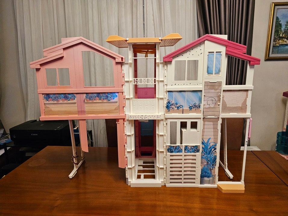 Barbie'nin Muhteşem Malibu Evi - Görsel 2
