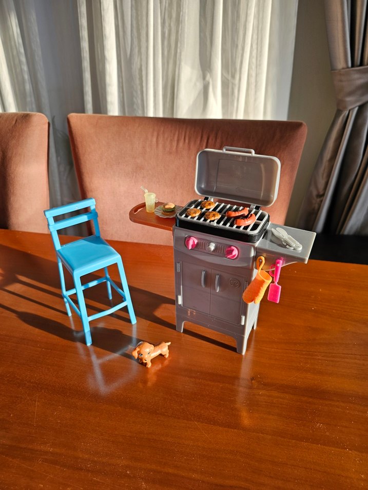 Barbie nin Barbekü Oyun Seti - Görsel 5