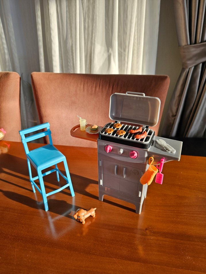 Barbie nin Barbekü Oyun Seti - Görsel 2