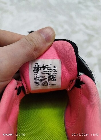 Nike kız çocuk spor ayakkabı