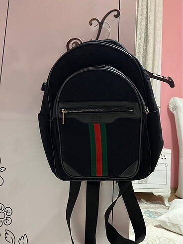 Guccı sırt çantası