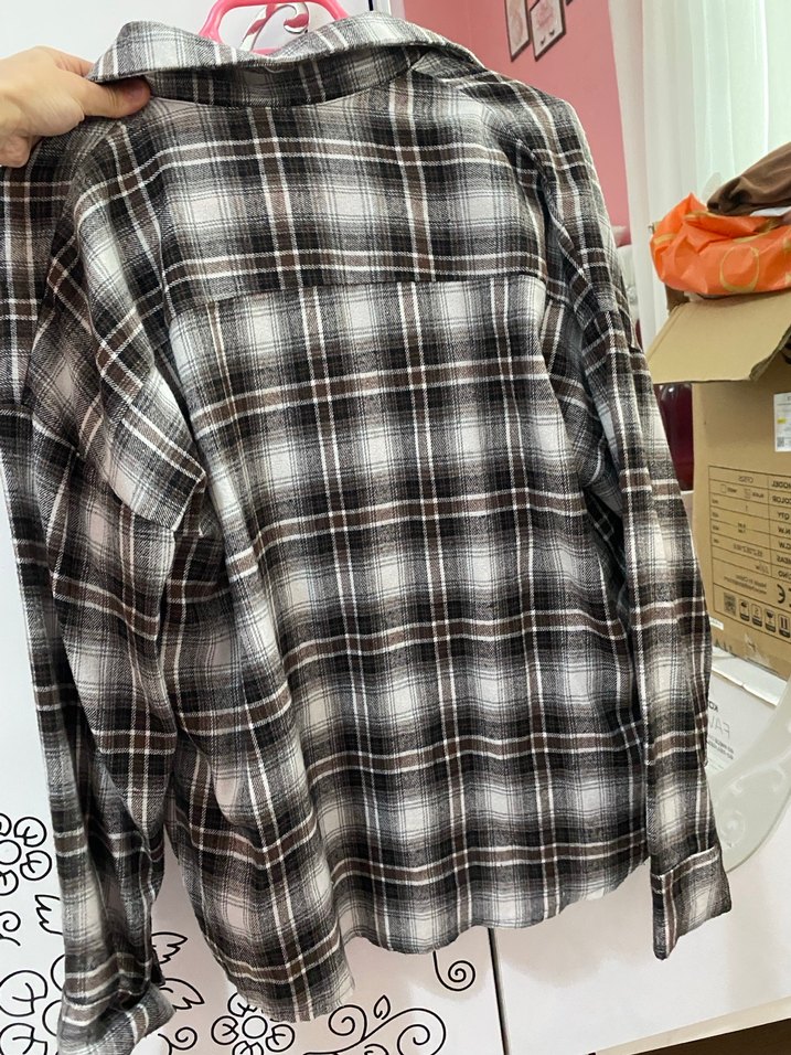 Gri Ekose Pamuklu Düğmeli Kadın Gömlek - Görsel 4