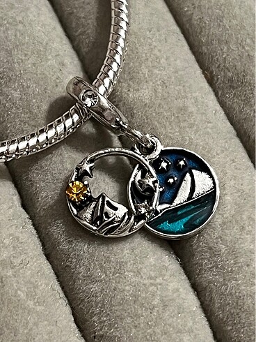kamp charm