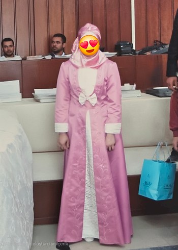 Pembe İşlemeli Abiye Elbise