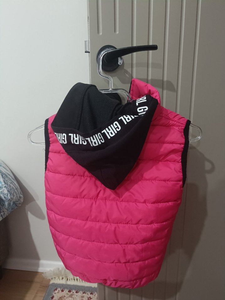 Kız Çocuk Pembe Fermuarlı Yelek - Görsel 3