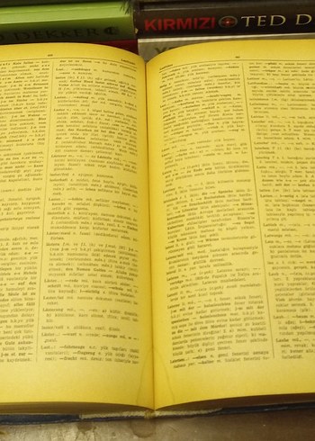 Almanca-Türkçe Büyük Lügat Kitabı  ( A'dan Z'ye tam ) 1973 - Görsel 3
