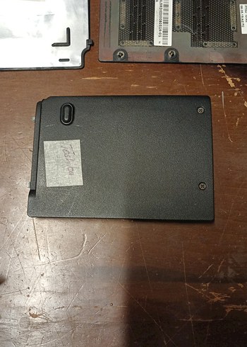 TOSHİBA HDD KAPAĞI TOSHİBA RAM KAPAĞI wifi kapağı - Görsel 3