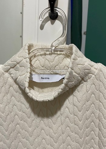 Beyaz Yüksek Yaka Örgü Kadın Kazak - Görsel 4