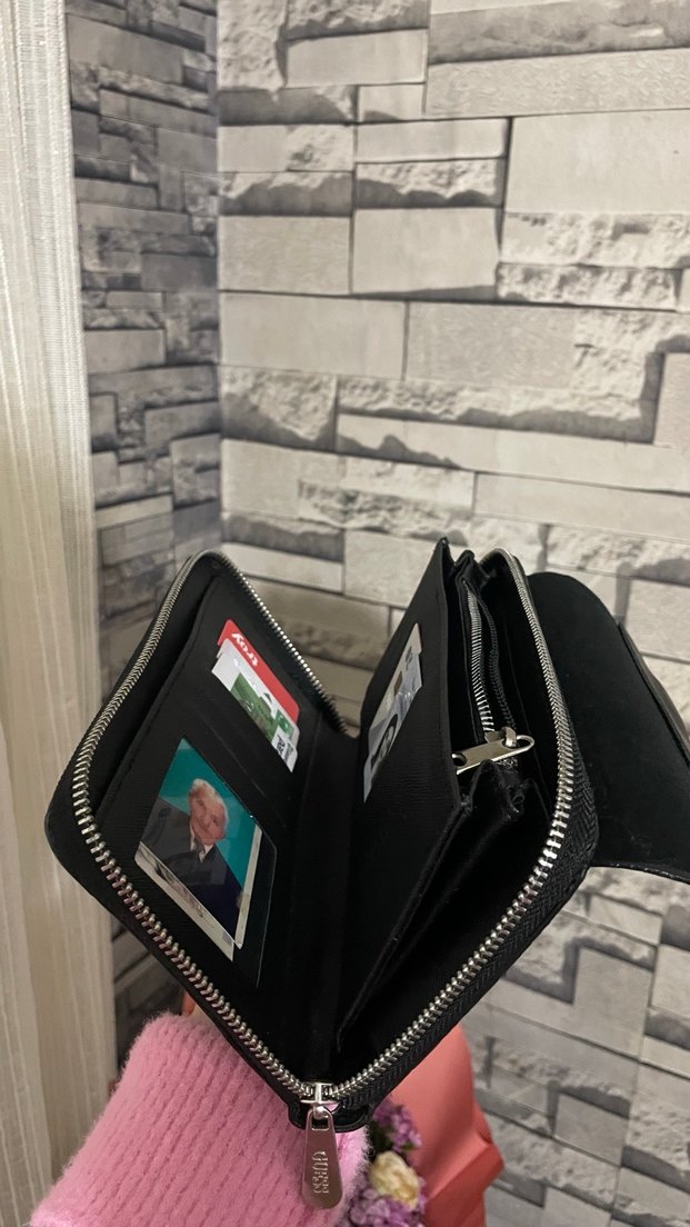 GUESS Siyah Deri Fermuarlı Kadın Cüzdanı(el çantası) - Görsel 3