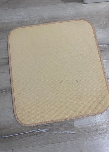 Diğer Pudra Çiçek Desenli Banyo Paspası