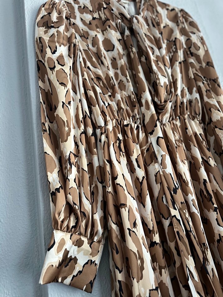 Kahverengi Leopar Desenli Uzun Elbise - Görsel 5