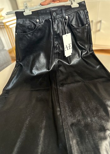 Siyah Deri Uzun Etek - Görsel 4