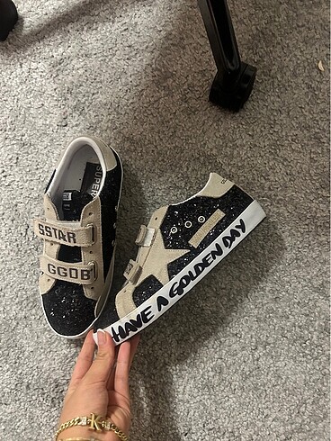 38 Beden siyah Renk Golden goose