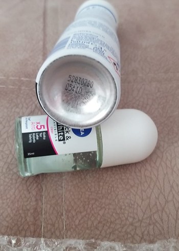 NIVEA Black & White Roll-On ve Sprey Deodorant - Görsel 6