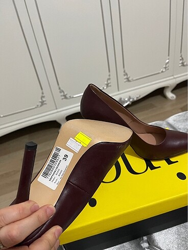 inci Bordo stiletto hiç giyilmemiş