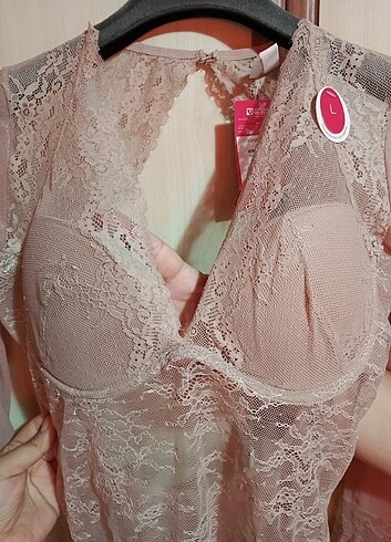 l Beden ten rengi Renk Bodysuit 