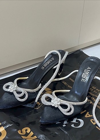 Siyah Yılan Desenli Stiletto Topuklu Kadın Ayakkabı