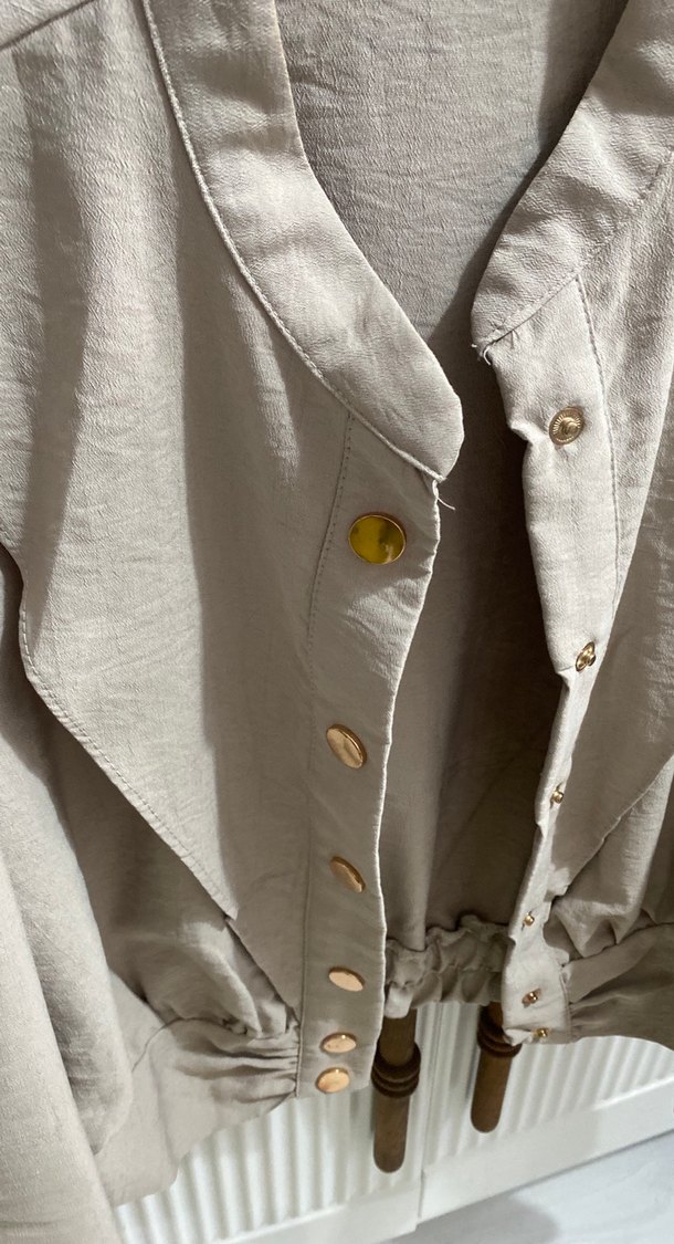 Bej Düğmeli Keten Mini Kadın Gömlek - Görsel 2