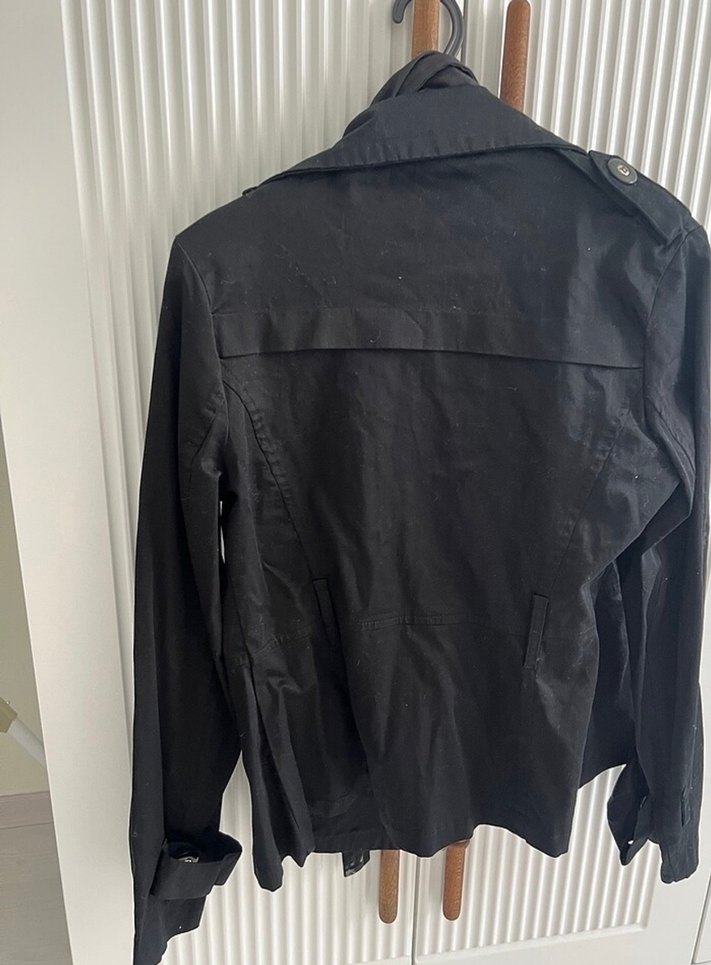 Düğmeli Siyah Midi Keten Trençkot - Görsel 2