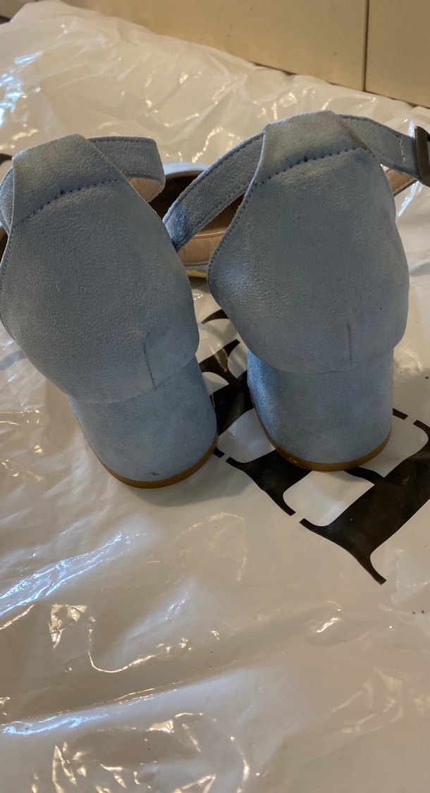 Mavi Süet Tokalı Blok Topuklu Kadın Ayakkabı - Görsel 3