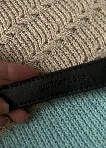 Michael Kors Siyah Deri Zincir Askılı Çanta - Görsel 4