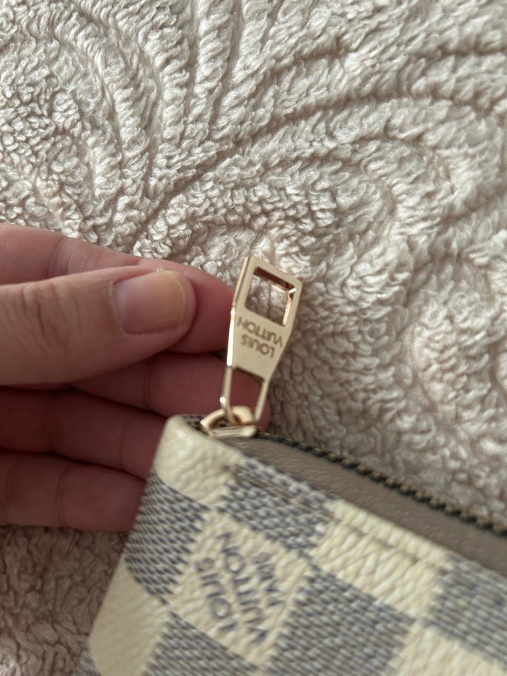 Deri Beyaz Gri Kareli Fermuarlı Kadın Cüzdanı - Görsel 2