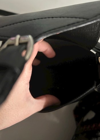 Siyah Deri Tokalı Kadın Çanta - Görsel 4