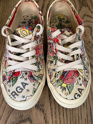 Orjinal Superga 33357 Rubber, 38 numara çiçekli canvas ayakkabı