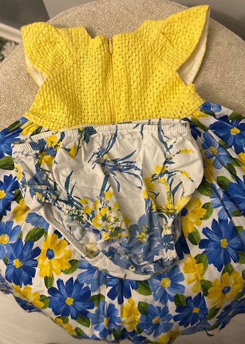 Çiçek Desenli Sarı Kız Çocuk Elbise - Görsel 5