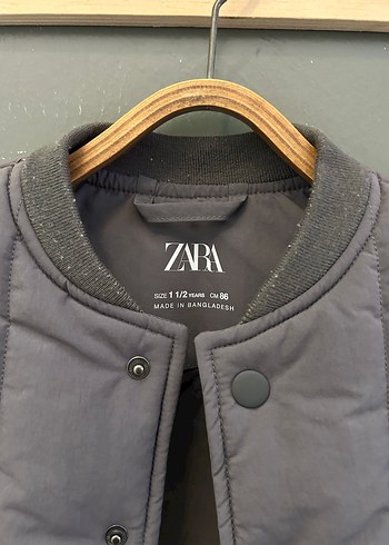 Gri Erkek Çocuk Düğmeli Yelek - Görsel 2